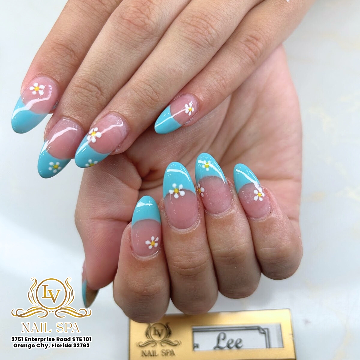 The new year brings new opportunities. Make sure you step into them feeling confident from head to fingertips.